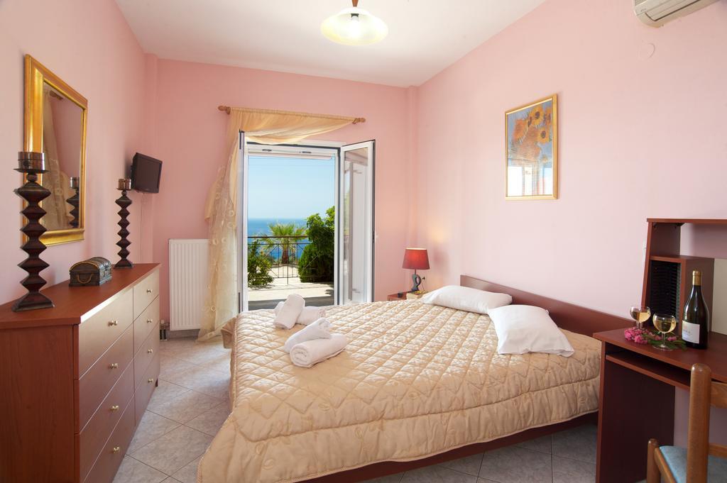 George Apartments Λουρδάτα Δωμάτιο φωτογραφία